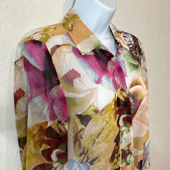 Simply Vera Sheer Floral Top - Picture 4 of 15